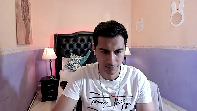 Mike Conors online show from March 17, 2:05 am