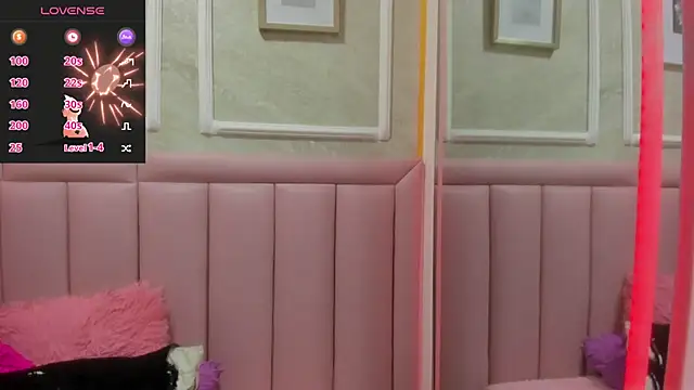 Raven love online show from April 22, 7:37 pm