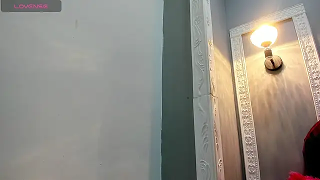 Snapshot of Raven_love chatting on June 5, 7:52 pm Raven love online show from June 5, 7:52 pm