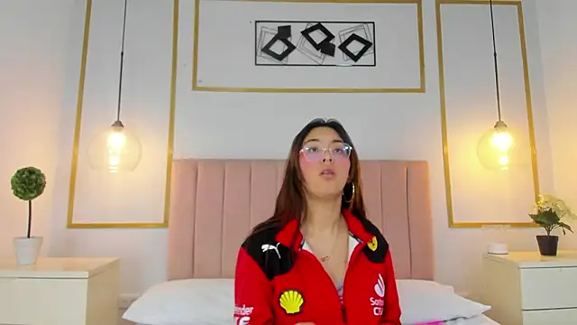 ChloeSteele online show from March 7, 4:20 am