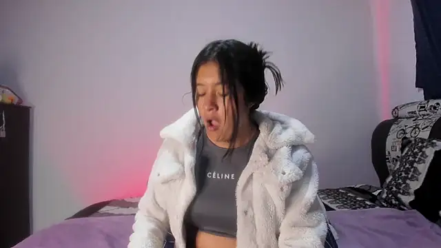 Sharlottee   online show from March 8, 10:30 am