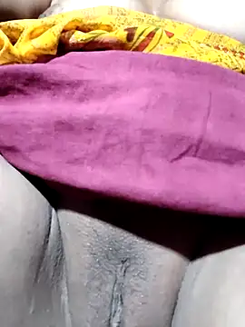 Hot kiran4 online show from April 18, 10:43 pm