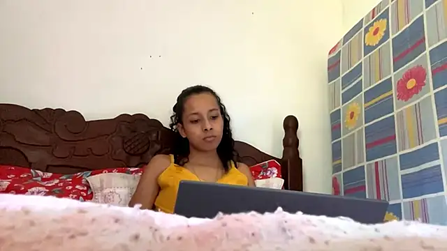 Snapshot of KayleenStoyanoff chatting on February 22, 6:06 pm KayleenStoyanoff online show from February 22, 6:06 pm