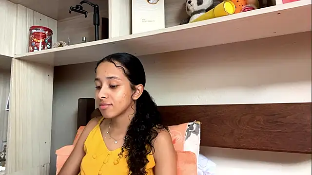 Snapshot of KayleenStoyanoff chatting on March 13, 5:52 pm KayleenStoyanoff online show from March 13, 5:52 pm