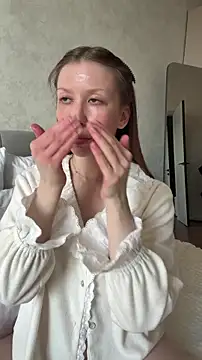 Velvet Hell online show from March 17, 9:45 am