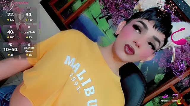 Maddye Fox online show from April 22, 7:15 pm