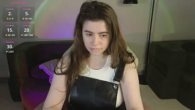 Snapshot of LovingWhisperr chatting on May 19, 1:56 am LovingWhisperr online show from May 19, 1:56 am