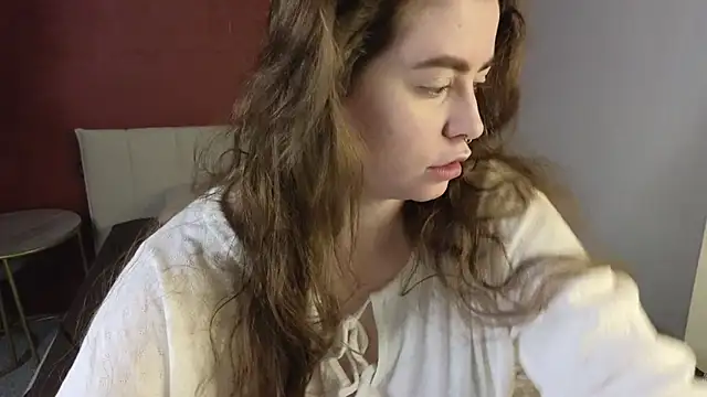 Snapshot of LovingWhisperr chatting on May 20, 1:12 am LovingWhisperr online show from May 20, 1:12 am