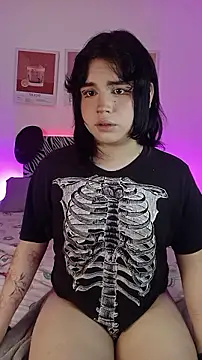 Daniellesins1 online show from March 6, 5:26 am