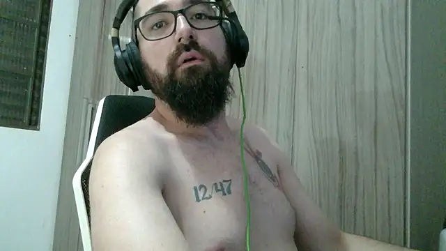 Redlovecouple online show from February 8, 12:08 pm