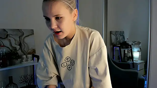 Snapshot of KeithPrizzi chatting on February 8, 7:01 am KeithPrizzi online show from February 8, 7:01 am