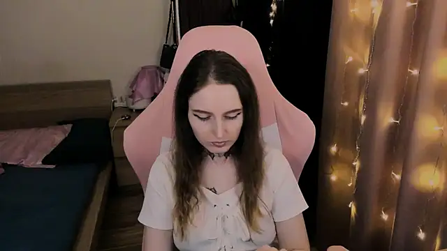 Onyxix online show from March 28, 5:56 pm