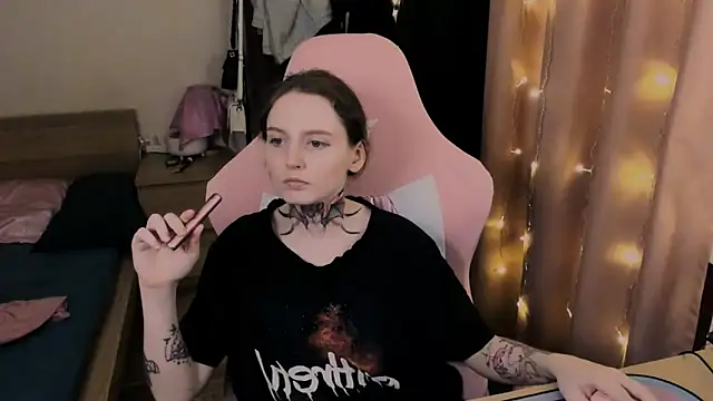 Onyxix online show from March 30, 8:43 pm