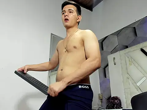 GoldenBoyM online show from April 23, 3:30 am