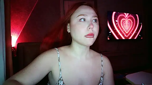 Snapshot of LolaaMint_ chatting on May 10, 3:06 pm LolaaMint online show from May 10, 3:06 pm