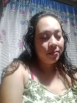 Snapshot of May_Bombs chatting on February 20, 7:58 pm May Bombs online show from February 20, 7:58 pm