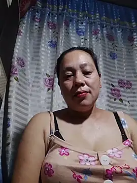 Snapshot of May_Bombs chatting on February 27, 7:47 pm May Bombs online show from February 27, 7:47 pm