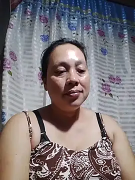 Snapshot of May_Bombs chatting on February 28, 7:59 pm May Bombs online show from February 28, 7:59 pm