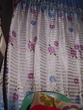 Snapshot of May_Bombs chatting on March 7, 11:46 pm May Bombs online show from March 7, 11:46 pm