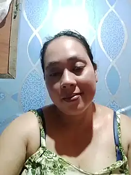 May Bombs online show from April 10, 1:00 am