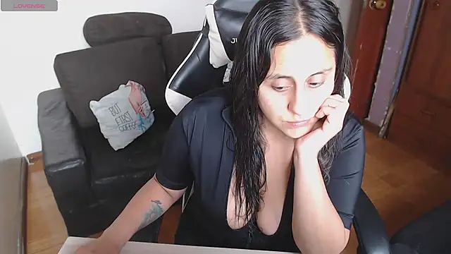 MeliisaRobers online show from April 20, 8:21 pm