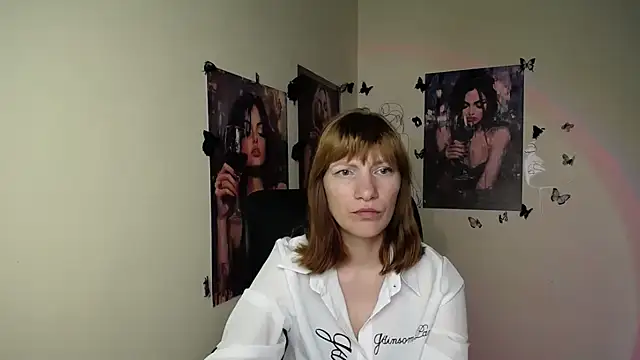 Snapshot of Rosalinda_ro chatting on June 15, 5:31 am Rosalinda ro online show from June 15, 5:31 am