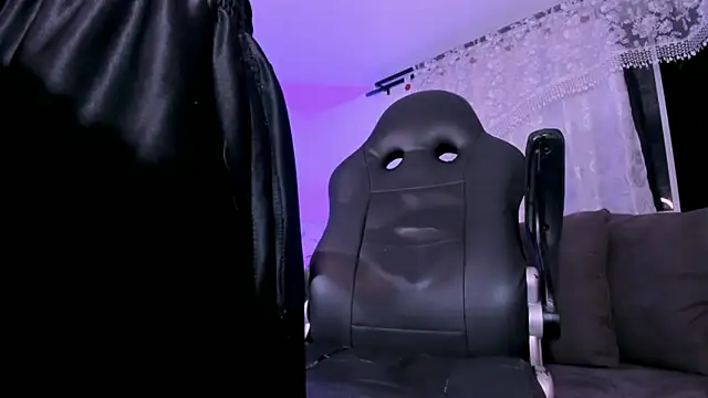 Dereck Boy  online show from April 21, 4:52 am