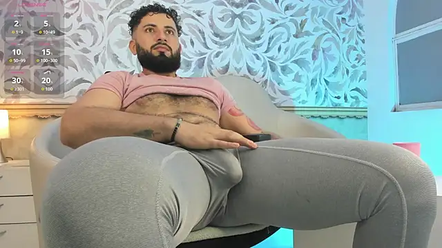 bear mao  online show from April 15, 11:28 am