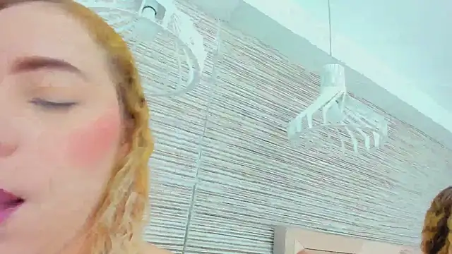 rossy roose online show from March 7, 4:04 pm