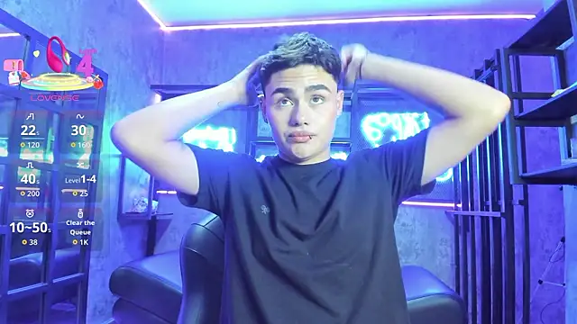 FemNoa online show from February 16, 8:05 pm