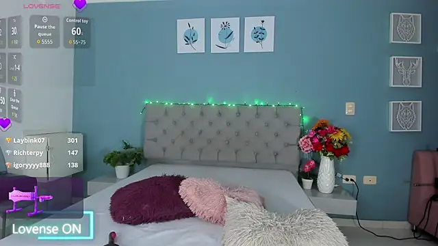 Valentina Rujano online show from April 22, 2:03 am