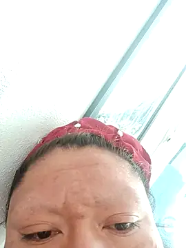 Snapshot of perrit17 chatting on February 23, 2:25 pm perrit17 online show from February 23, 2:25 pm