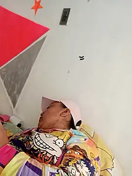 Snapshot of perrit17 chatting on March 4, 11:33 pm perrit17 online show from March 4, 11:33 pm