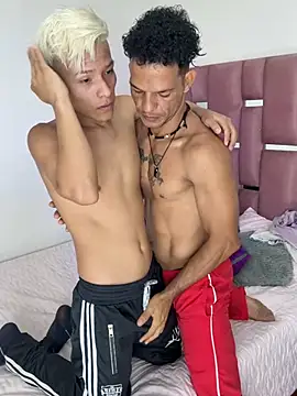 MaxyRyan online show from February 10, 1:04 pm