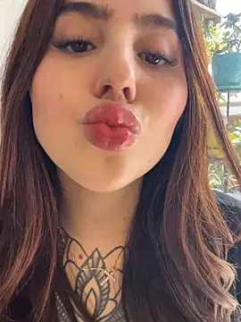 Im Anto online show from April 26, 2:48 pm