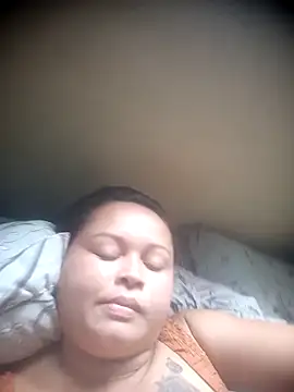 brunaahot online show from April 28, 4:23 pm