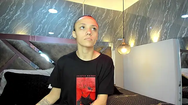 Snapshot of CharlotteKravizz chatting on February 17, 6:14 pm CharlotteKravizz online show from February 17, 6:14 pm