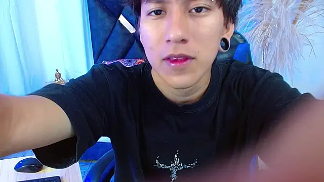 nikoo 18 online show from February 6, 1:25 pm