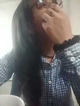 Maggyx online show from February 20, 1:22 pm