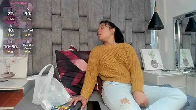 Maggyx online show from July 17, 2:13 pm