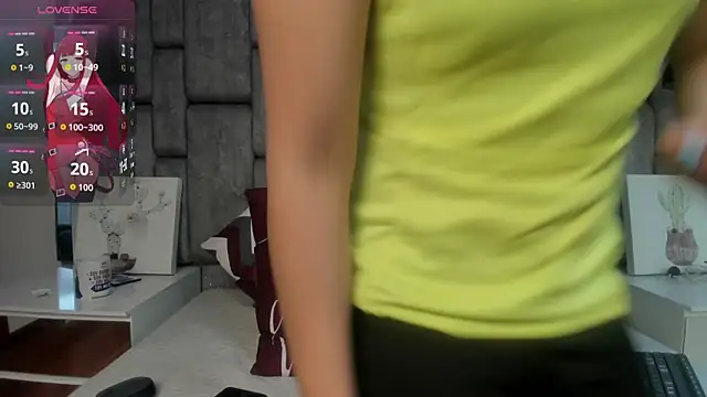 Maggyx online show from July 22, 2:09 pm