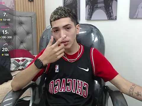 Snapshot of Asher_costa chatting on February 24, 6:06 pm Asher costa online show from February 24, 6:06 pm