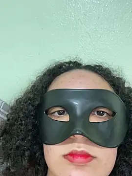 MaxMaddiey online show from April 6, 7:04 pm