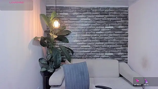 isabella star  online show from March 19, 11:47 am