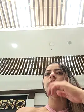  as una77 online show from April 2, 4:26 pm