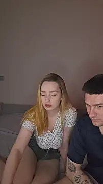 ToxyFoxyy online show from March 7, 3:20 pm