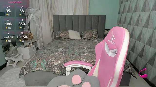 Amy Amely online show from March 12, 12:00 pm