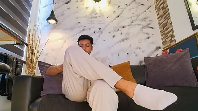 Max Hornye online show from February 16, 6:59 pm