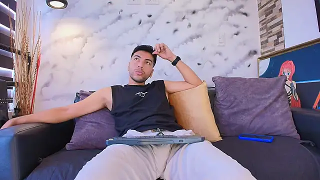 Max Hornye online show from February 27, 6:41 pm