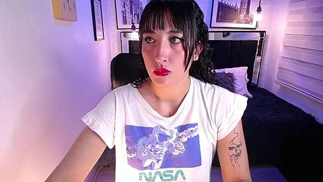 Snapshot of ladyraing chatting on February 26, 7:24 pm ladyraing online show from February 26, 7:24 pm